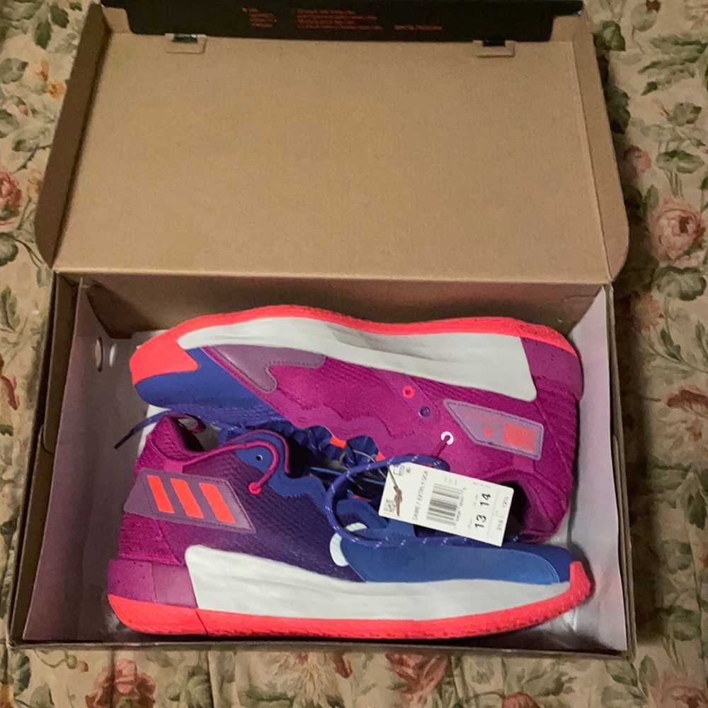 Brand new New with tags adidas dame 7